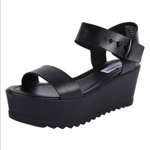 Steve Madden Surfside Platform Sandal